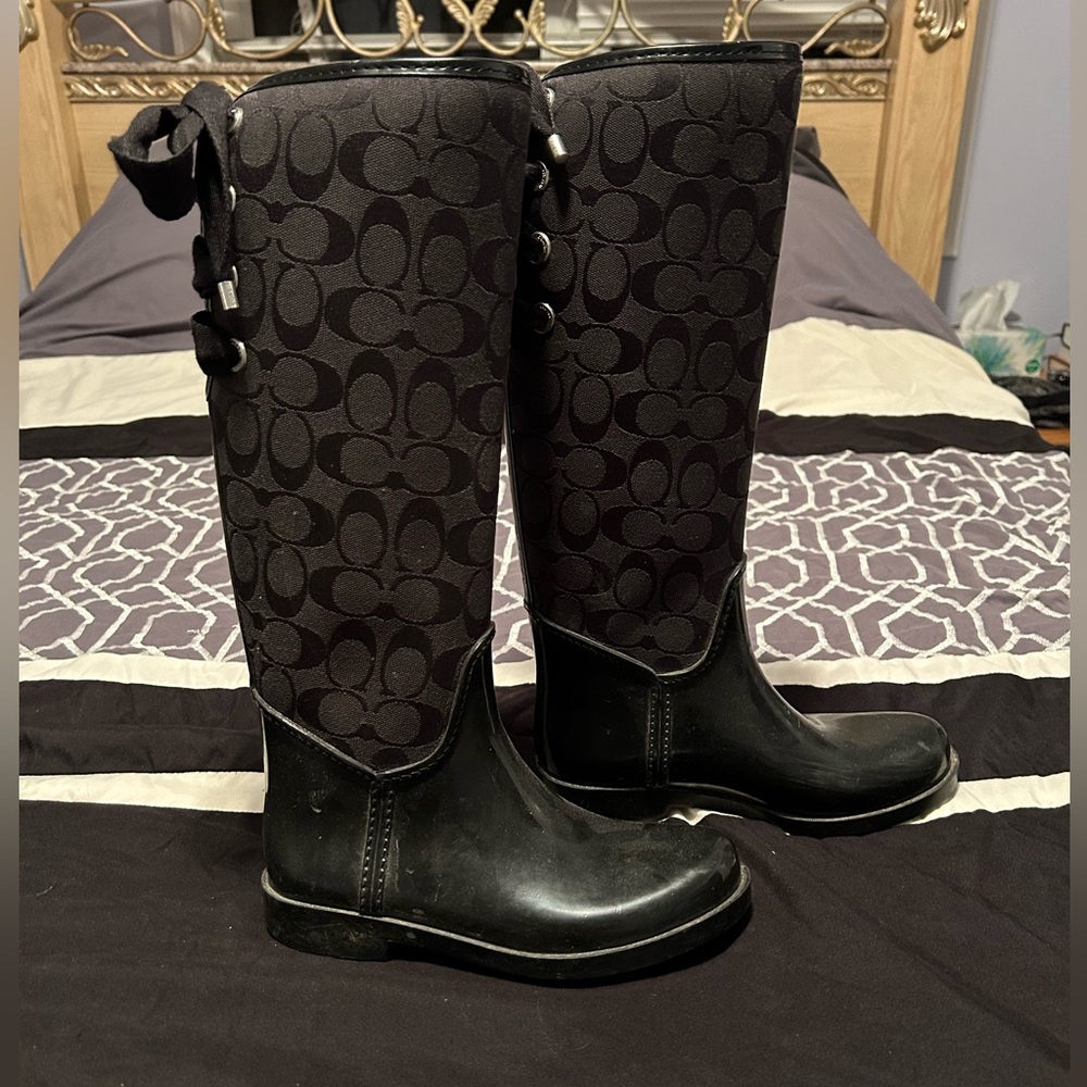 Coach rain boots. Black. Size 6
